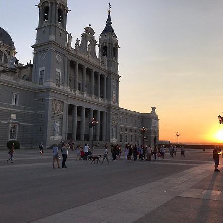 Latina Palace Madrid Dış mekan fotoğraf